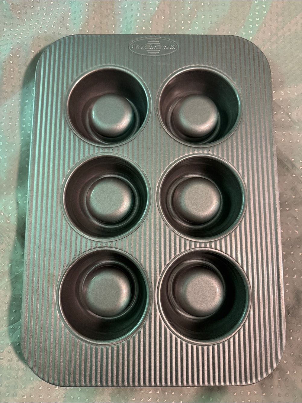 USA PAN Six Well Brownie Bowl Pan